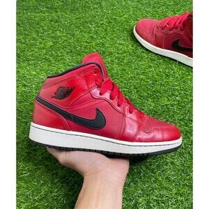 Air Jordan 1 Mid Gym Red Black Patent Size Women's 6.5